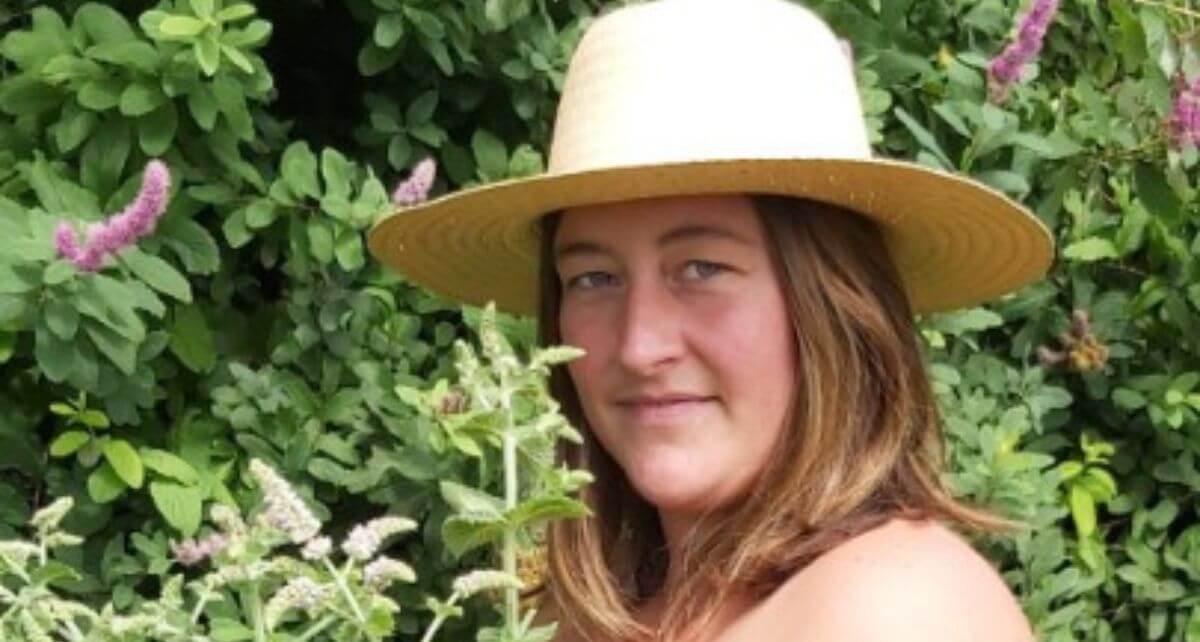 Canada based herbalist and menstrual specialist Marie White